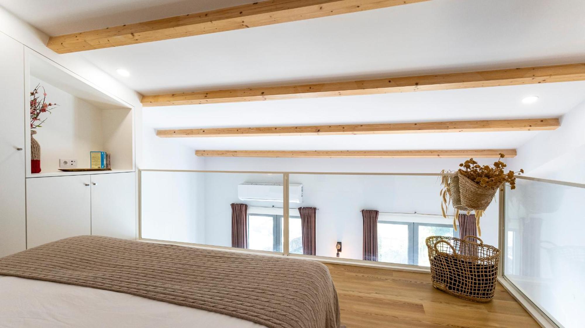 Appartement Stylish Duplex With Balcony In By Lovelystay Oporto
