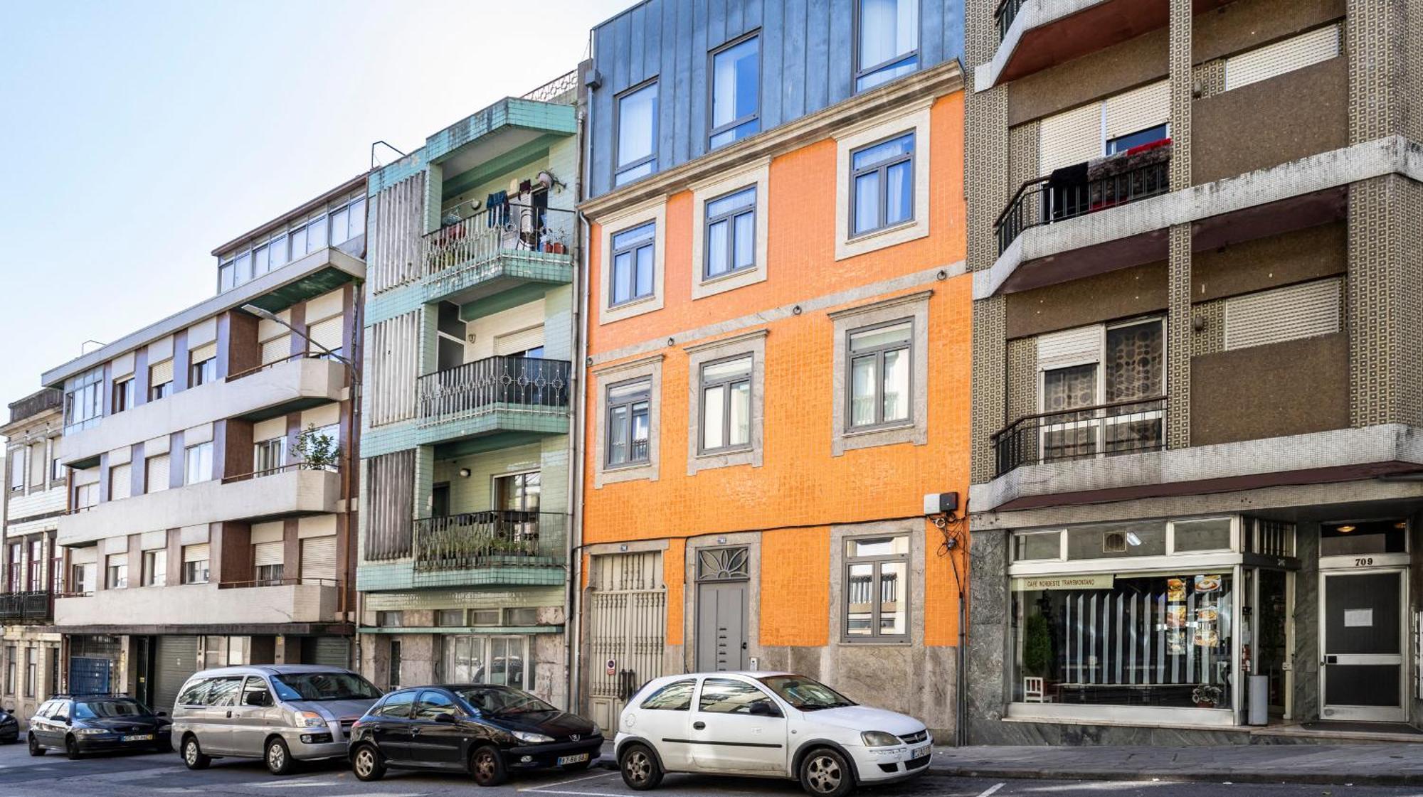 Stylish Duplex With Balcony In By Lovelystay Appartement Oporto
